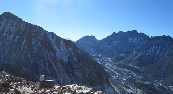 Refugio en Glaciar Echaurren